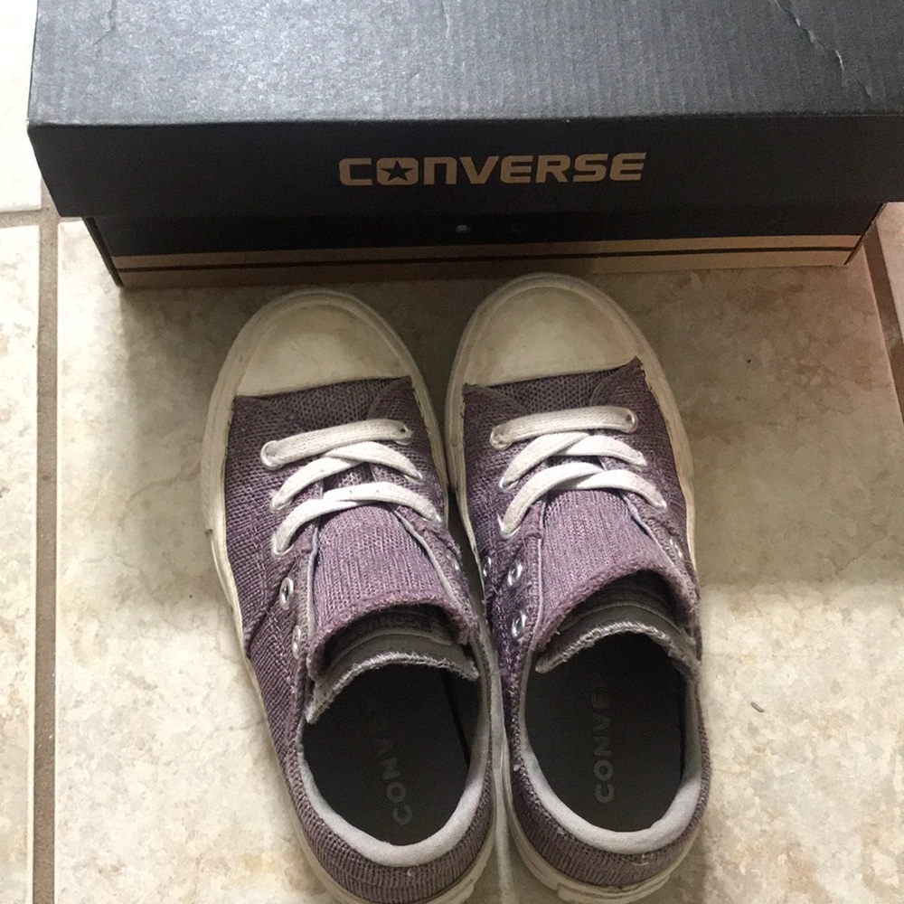 Girls shoes